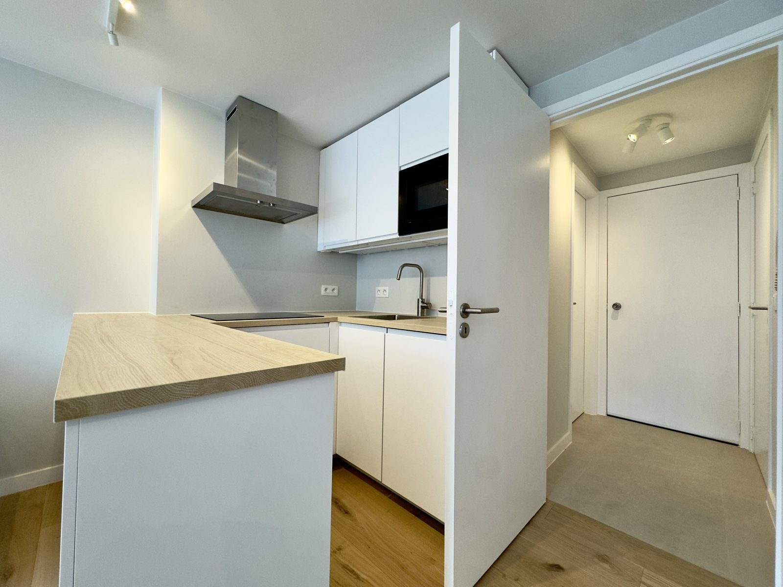 Stéphanie : Studio meublé — photo 11
