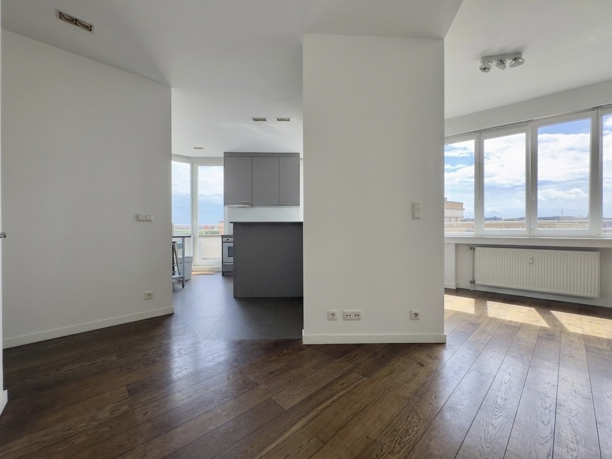 Flagey : Penthouse 2 chambres + Terrasse Sud — photo 5